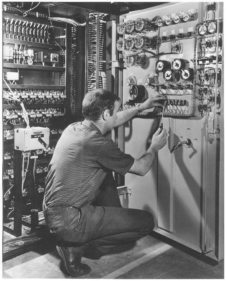 Historic Radyne Image- inside a power supply